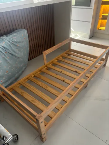 Cama infantil com colchão
