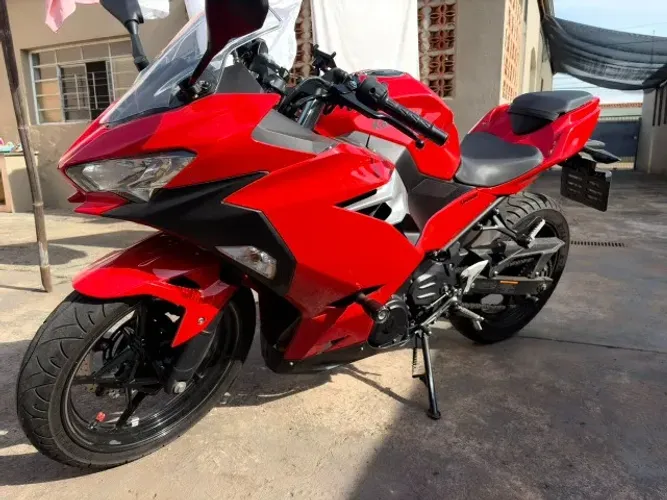 KAWASAKI NINJA 400 2022/23