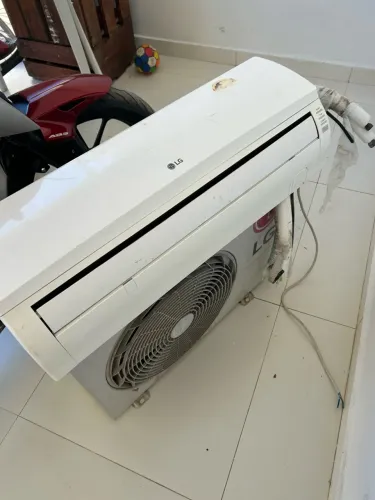 Ar condicionado para retirada de peças