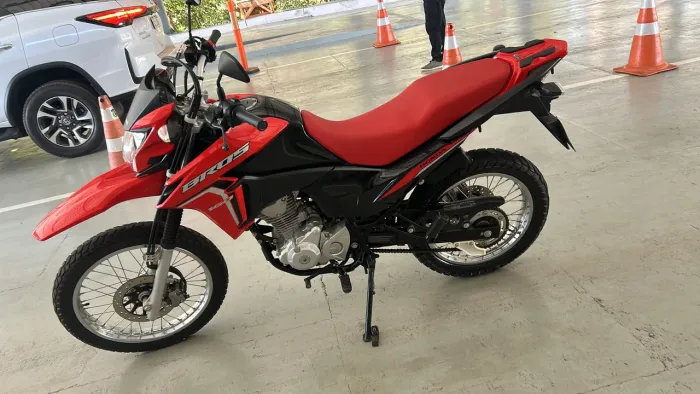 NXR 160 BROS 8.500KM RODADOS