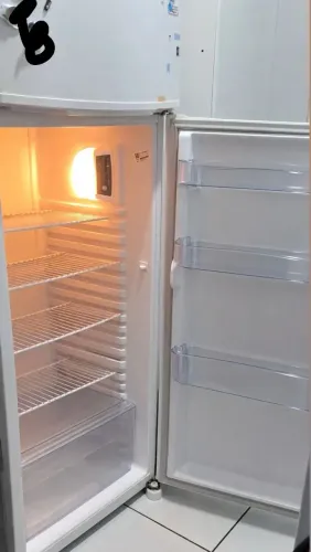 Vendo geladeira consul