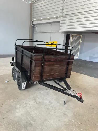 Reboque 2 eixos novo