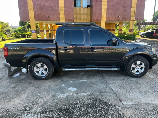 Nissan Frontier XE CD 4X4 2.5 TB Diesel 2013