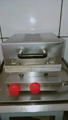 Máquina de crepe suíço