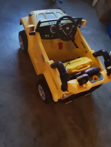 Carrinho elétrico para criança