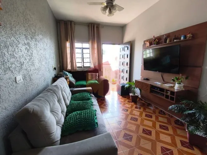 Sobrado Residencial/ Comercial à venda no jd.Pérola em SBO
