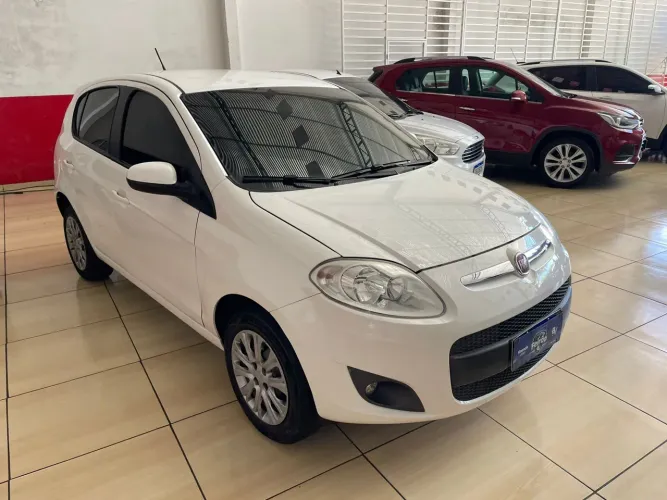 Fiat Palio Essence 1.6 Flex 16V 5P 2016