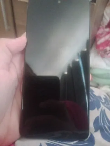 Celular com defeito 
