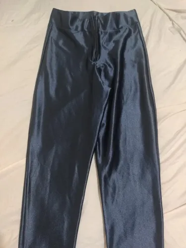 Roupas de Brecho ( Calça leggin com brilho com ziper frontal)
