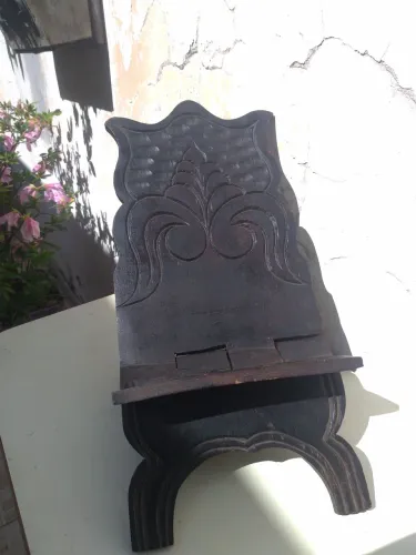 Suporte em madeira para Bíblia!
