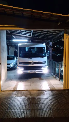 Caminhão Volkswagen delivery express