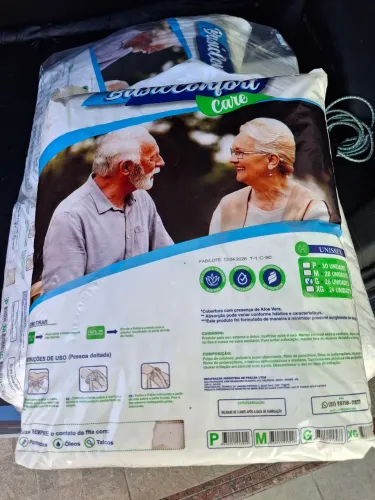 Fraldas geriatricas