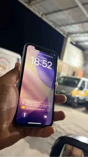 iPhone 11 128gb lilás