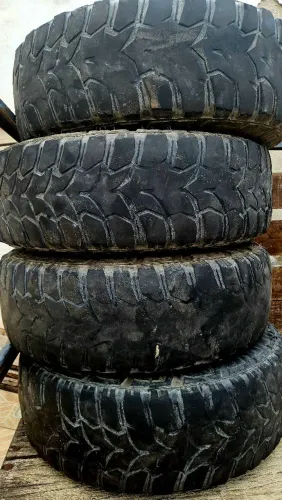 Pneu 30" x 9,5 r15