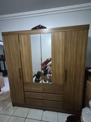 Guarda roupa de casal