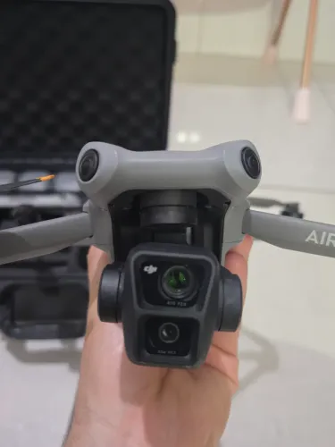 Drone Dji Air 3 (Fly More Combo)