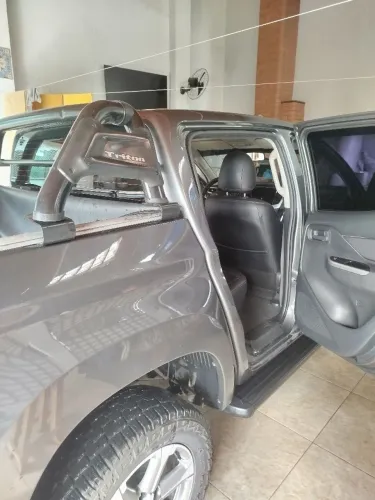 Santo Antônio L200 Triton Sport GLS
