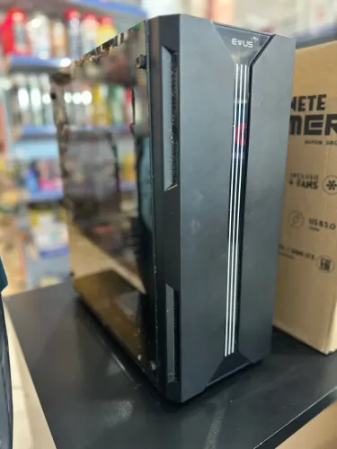 Gabinete gamer Evus - Preço negociável
