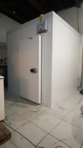 Câmara fria bebidas