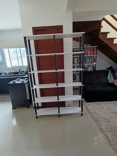 Estante Modular Evolukit Branca e Preta (1,86m x 1,15m x 0,23m) - Impecável