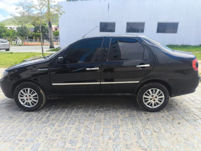 Fiat Siena Celebration 1.0 Fire Flex 8V 4P 2009