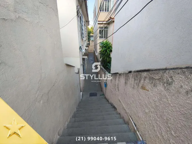 Apartamento Primeiro Andar com 2 Quartos em Piedade - Sol da Manhã M23T