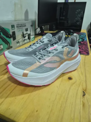 Tênis Olympikus Corre 5; Branco com Cinza