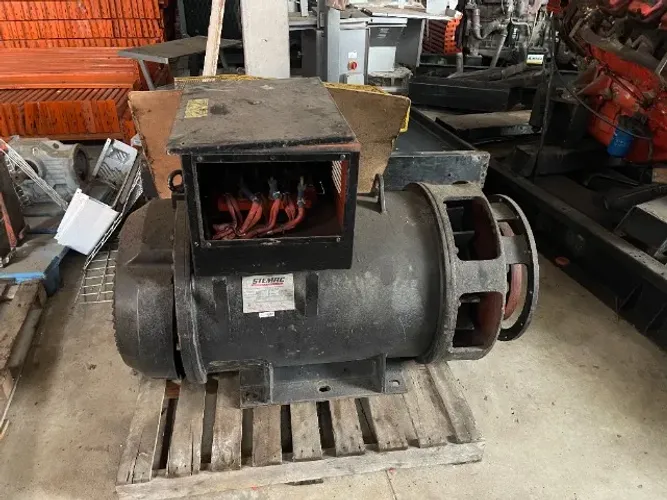 Gerador 750 kVA - Para Reparo / Recuperação