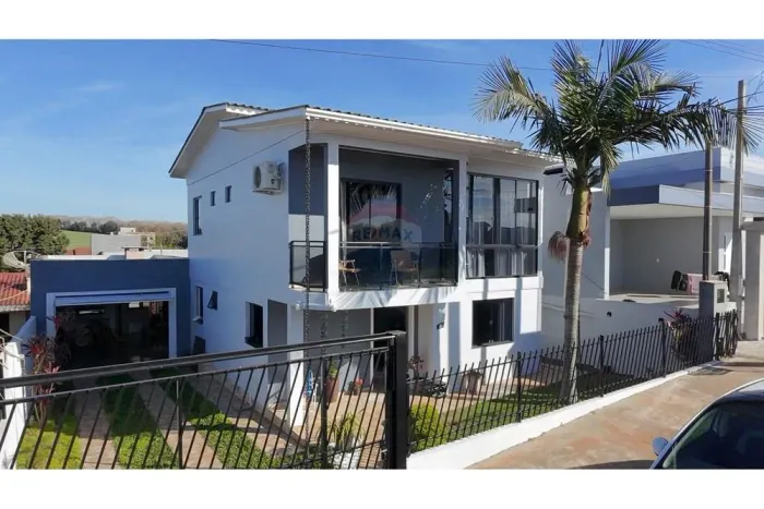 Casa Moderna e Confortável!