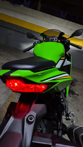 ZX-4R / 2025 SEM DETALHE ALGUM! 