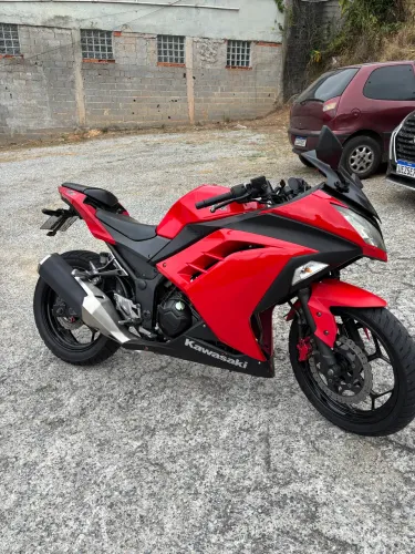 Kawasaki ninja 300
