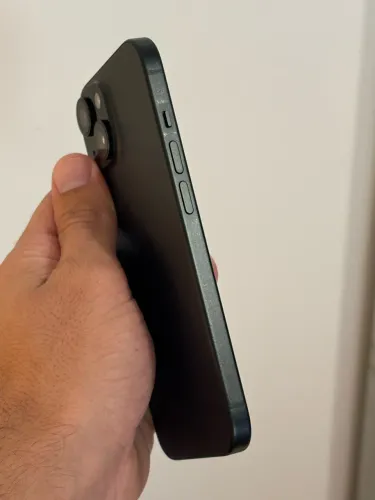 iPhone 15 128gb - 87% bateria