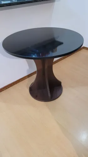 Vendo essa mesa redonda em mdf com tampo espelhado - 90x80 (Largura X altura)