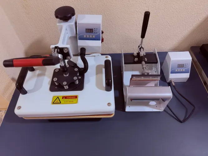 Prensa Térmica 8 em 1 - Quase Nova
