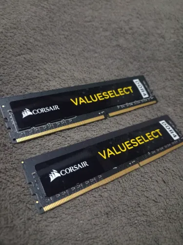DDR4 Corsair de 8g+4g (2 pentes)