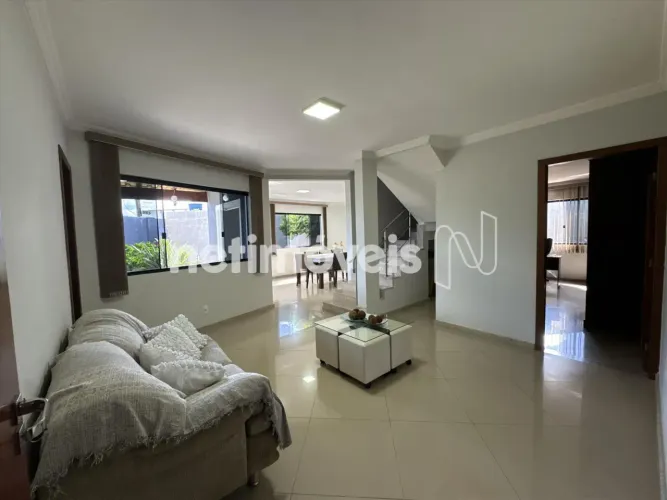 CASA A VENDA EM SOBRADINHO