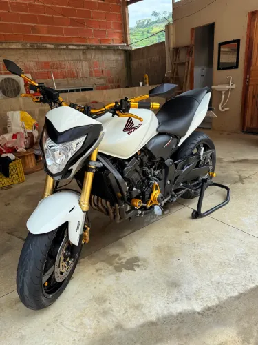 Vendo Honda Hornet 600f 2011/2012