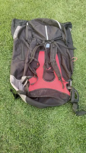 Mochila Parapente Marca Sol em excelente estado de conservação. 