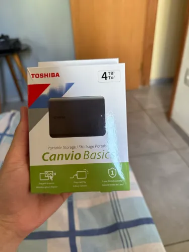 HD externo toshiba 4tb canvio basics preto