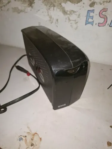 Nobreak SMS Station II, disponível em modelos de 600VA