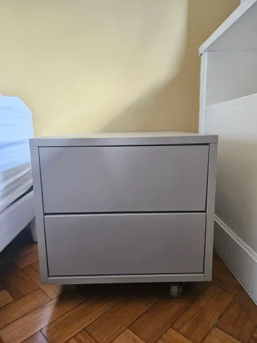 Mesa de cabeceira