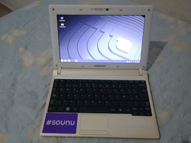 Netbook Samsung n150 plus ( funcionando com Linux)