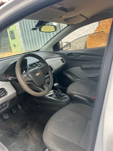 Chevrolet Onix JOY Hatch 1.0 8V Flex Mec. 4P 2018