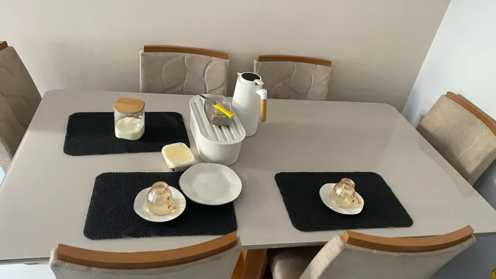 Vendo essa mesa sem avaria 