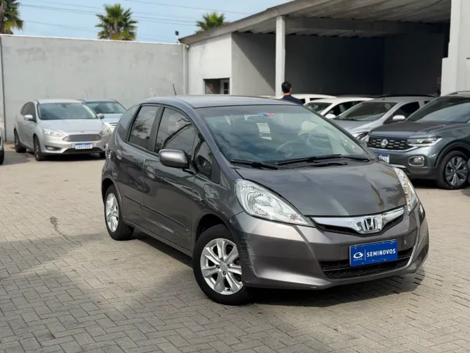 Honda Fit LX 1.4/ 1.4 Flex 8v/16v 5P Aut. 2013