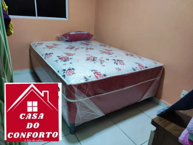 Cama box casal de mola + travesseiro de brinde 