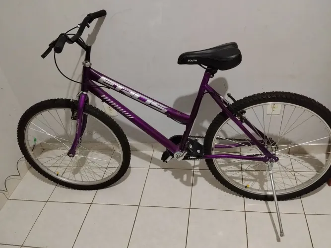 Bicicleta Aro 24 pouco usada 