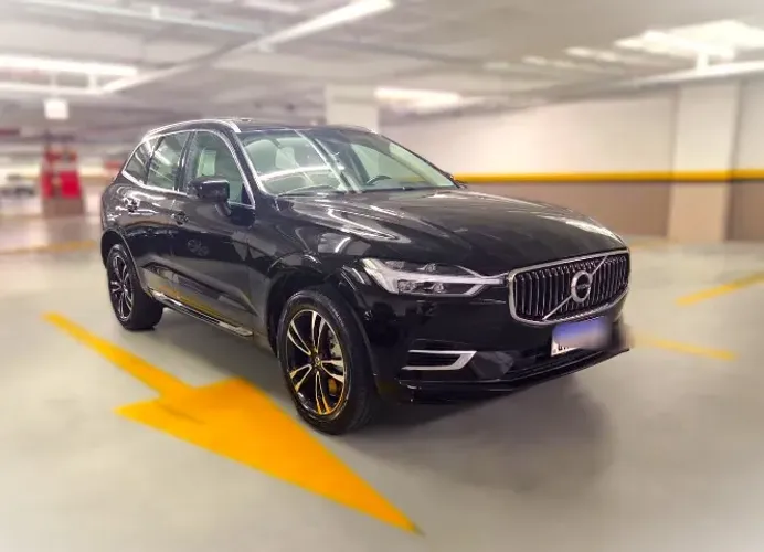 Volvo XC-60 XC 60 T-8 Híbrido Momentum 2.0 5P 2021