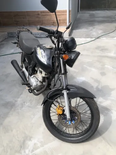 Moto cg titan 125 es