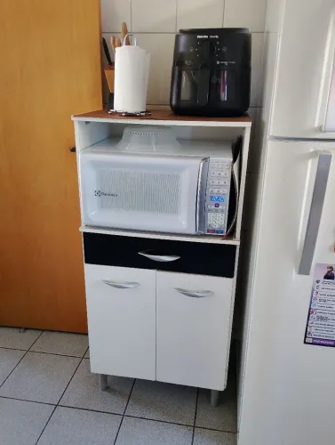 Balcão microondas